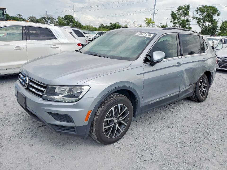 48675176 :رقم المزاد ، 3VV3B7AX2MM112864 vin ، 2021 Volkswagen Tiguan مزاد بيع