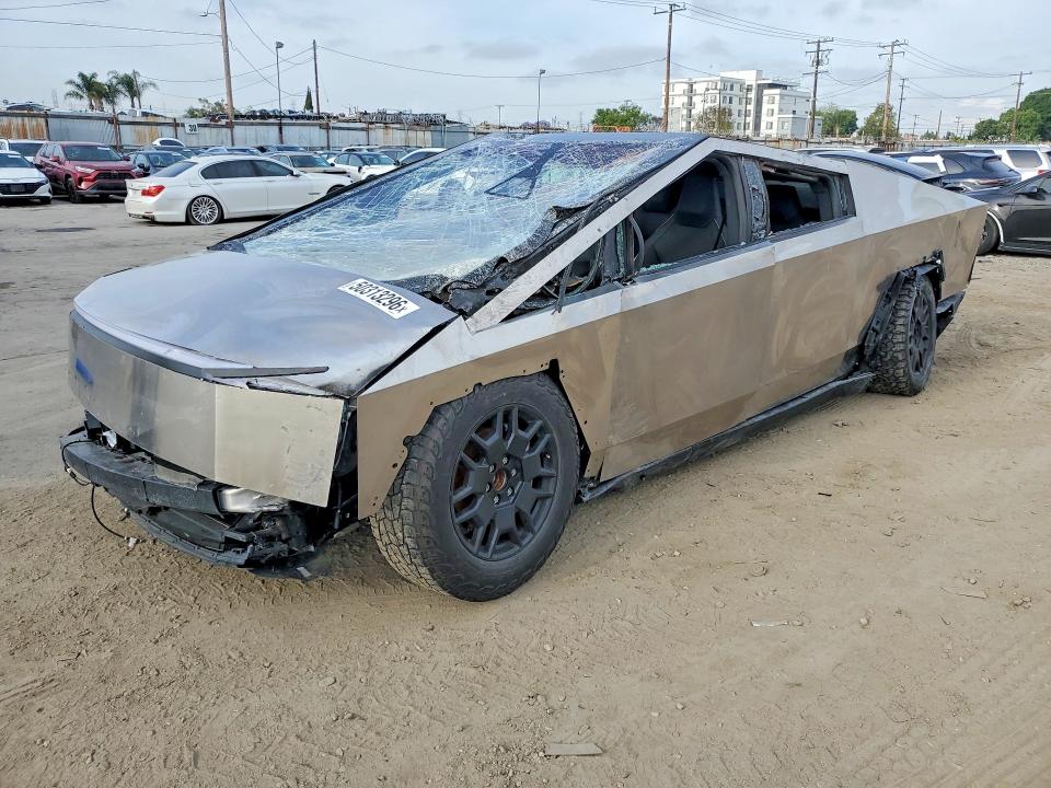 50313296 :رقم المزاد ، 7G2CEHEE4SA062128 vin ، 2025 Tesla Cybertruck مزاد بيع
