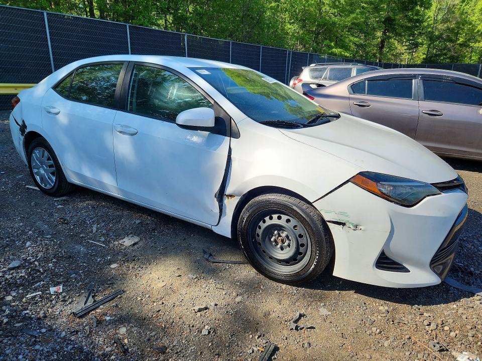 50855036 :رقم المزاد ، 2T1BURHE6HC776412 vin ، 2017 Toyota Corolla مزاد بيع