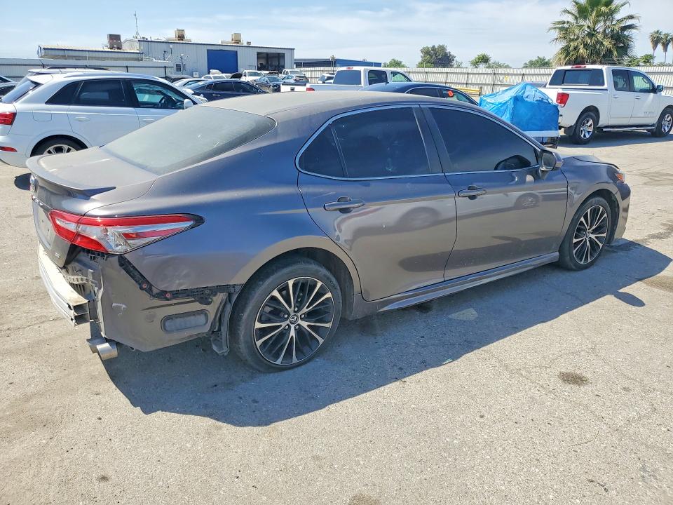 Продажа на аукционе авто 2018 Toyota Camry, vin: 4T1B11HK1JU091075, номер лота: 49836666