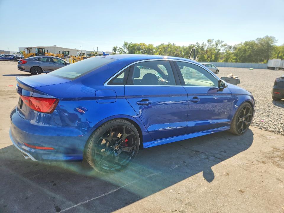 49679406 :رقم المزاد ، WAUB1GFF5G1045429 vin ، 2016 Audi S3 مزاد بيع