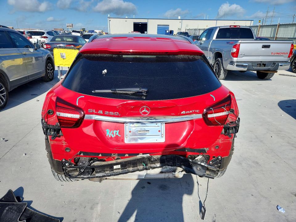 48759636 :رقم المزاد ، WDCTG4GB0KU011660 vin ، 2019 Mercedes-benz Gla مزاد بيع