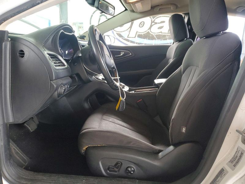 2015 Chrysler 200 მანქანა იყიდება აუქციონზე, vin: 1C3CCCAB2FN612514, აუქციონის ნომერი: 49681996