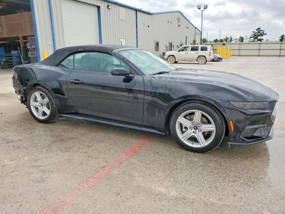 51723976 :رقم المزاد ، 1FAGP8UH5T5119586 vin ، 2026 Ford Mustang مزاد بيع