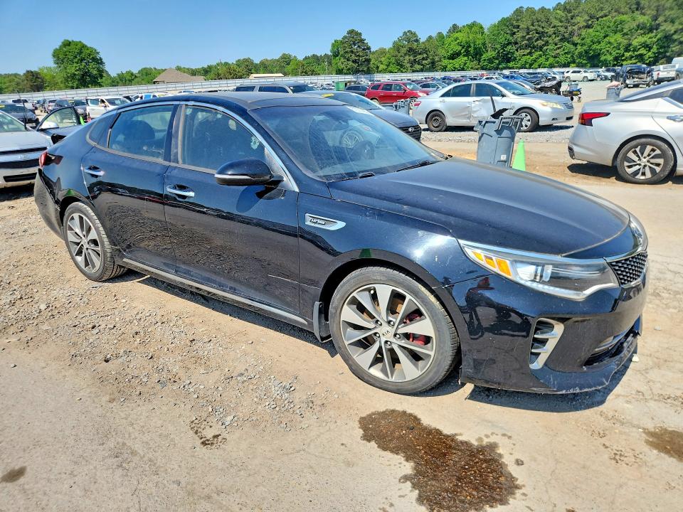 51021496 :رقم المزاد ، 5XXGV4L26GG030374 vin ، 2016 Kia Optima مزاد بيع