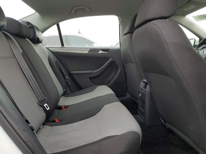 47982906 :رقم المزاد ، 3VW2B7AJ5HM399559 vin ، 2017 Volkswagen Jetta مزاد بيع