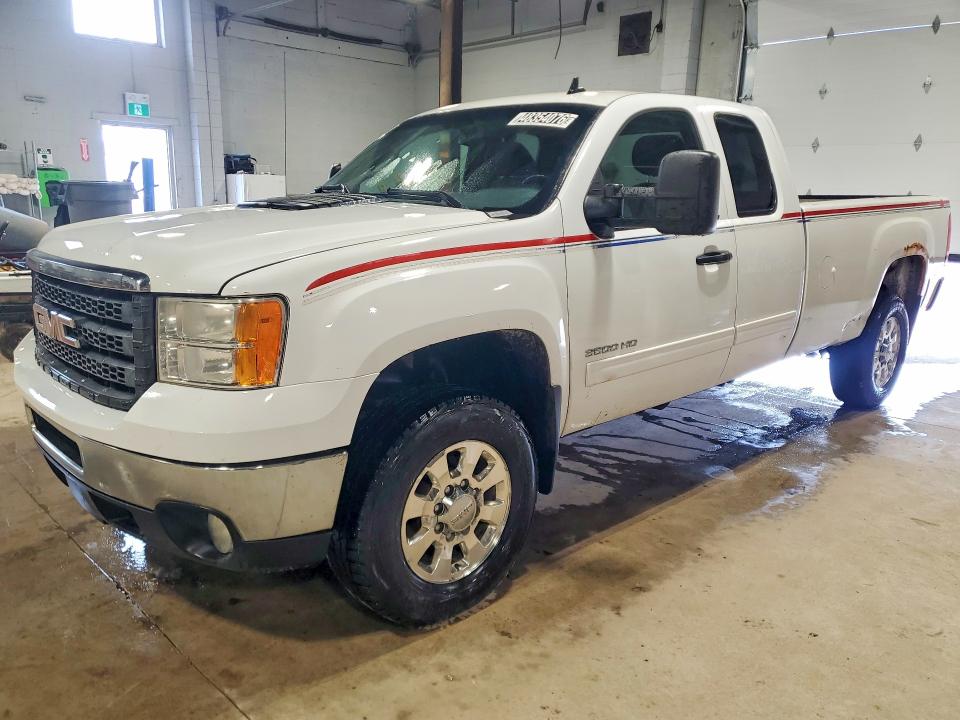 48354076 :رقم المزاد ، 1GT523CG1DZ275761 vin ، 2013 Gmc Sierra مزاد بيع