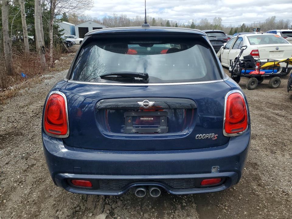 Продаж на аукціоні авто 2017 Mini Cooper, vin: WMWXU3C39H2F49271, номер лоту: 50856116