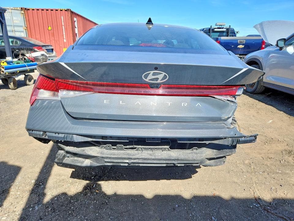 51117796 :رقم المزاد ، KMHLM4DG0SU925143 vin ، 2025 Hyundai Elantra مزاد بيع