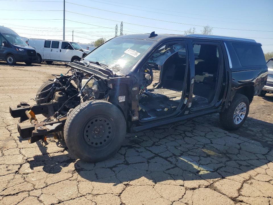 51112336 :رقم المزاد ، 1GYS4UKJ8FR596905 vin ، 2015 Cadillac Escalade مزاد بيع