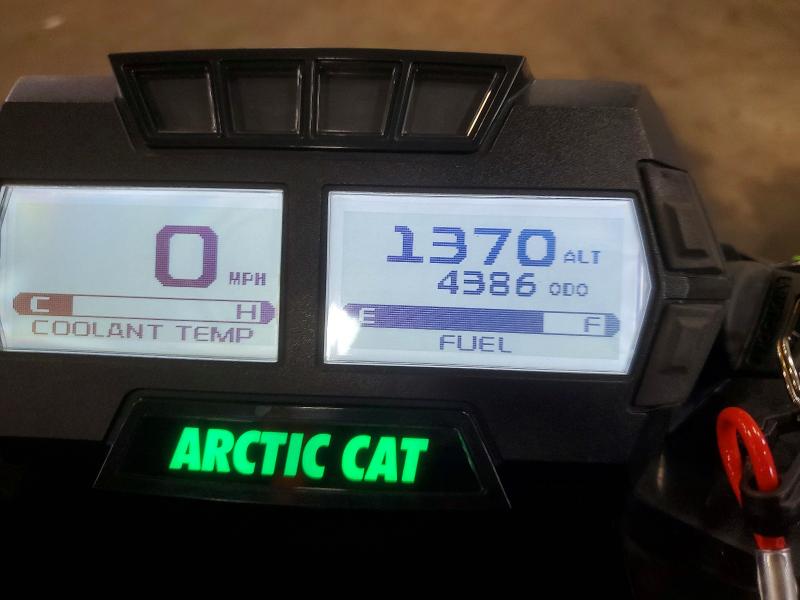 48866936 :رقم المزاد ، 4UF18SNW6JT100750 vin ، 2018 Arctic Cat Zr8000 137 Sp Es Er مزاد بيع