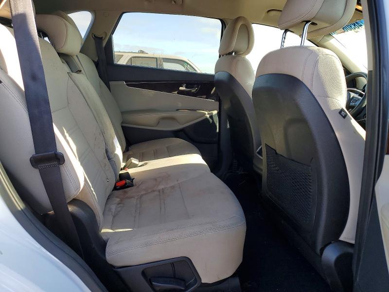 48306896 :رقم المزاد ، 5XYPGDA58GG109824 vin ، 2016 Kia Sorento مزاد بيع