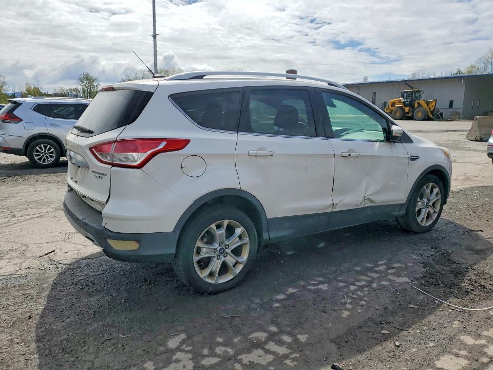 51121886 :رقم المزاد ، 1FMCU9JX6FUB86772 vin ، 2015 Ford Escape مزاد بيع