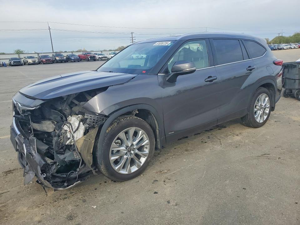 51836726 :رقم المزاد ، 5TDXBRCH1NS076457 vin ، 2022 Toyota Highlander Hybrid مزاد بيع
