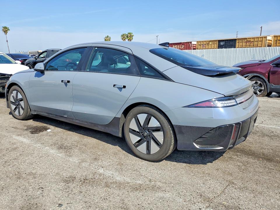2025 Hyundai Ioniq 6 მანქანა იყიდება აუქციონზე, vin: KMHM24AA8SA116579, აუქციონის ნომერი: 49123576