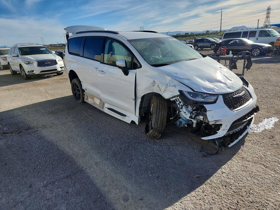 48200786 :رقم المزاد ، 2C4RC1BG1PR564626 vin ، 2023 Chrysler Pacifica مزاد بيع
