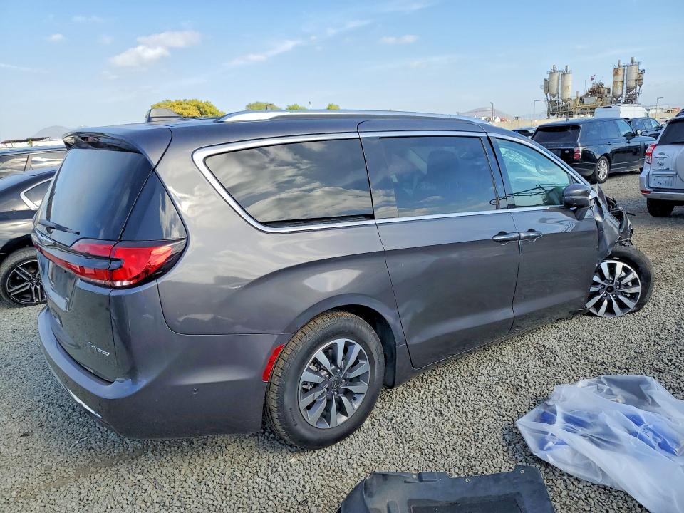 51203416 :رقم المزاد ، 2C4RC1L73MR585987 vin ، 2021 Chrysler Pacifica مزاد بيع