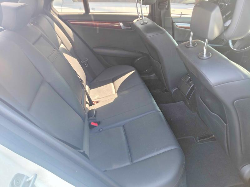 51335876 :رقم المزاد ، WDDGF8BB4BR174359 vin ، 2011 Mercedes-benz C مزاد بيع