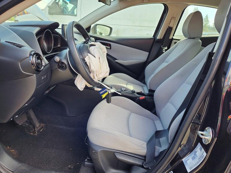 51906356 :رقم المزاد ، 3MYDLBYV8KY522776 vin ، 2019 Toyota Yaris مزاد بيع
