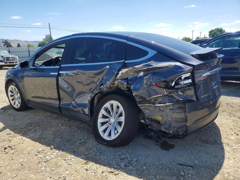 2018 Tesla Model X მანქანა იყიდება აუქციონზე, vin: 5YJXCBE25JF092169, აუქციონის ნომერი: 49979756