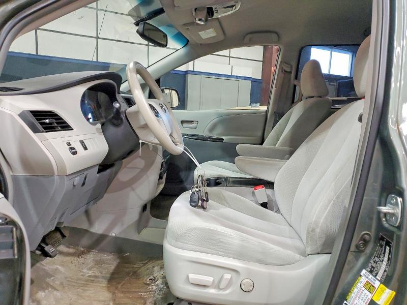 2014 Toyota Sienna მანქანა იყიდება აუქციონზე, vin: 5TDJK3DC0ES090467, აუქციონის ნომერი: 51058766