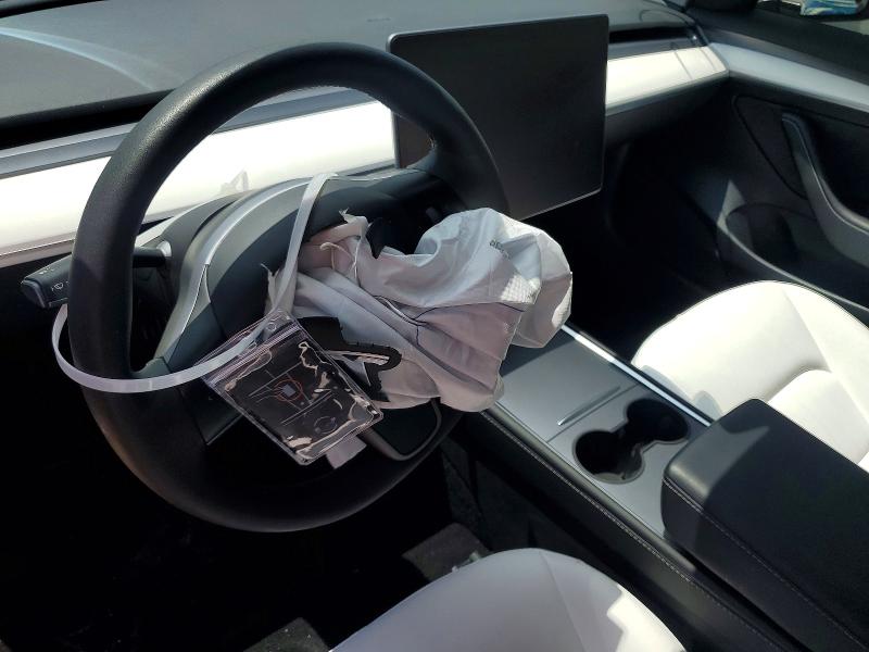 2023 Tesla Model 3 მანქანა იყიდება აუქციონზე, vin: 5YJ3E1EA7PF472150, აუქციონის ნომერი: 50275016