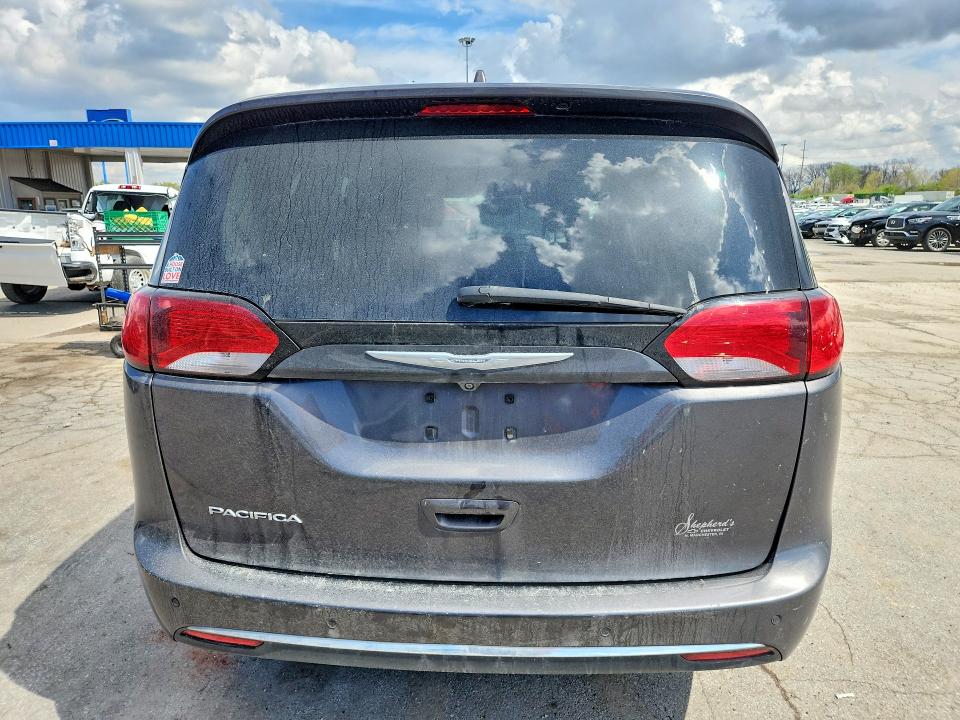 50072876 :رقم المزاد ، 2C4RC1EG6HR578440 vin ، 2017 Chrysler Pacifica مزاد بيع