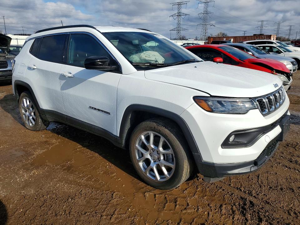 48511976 :رقم المزاد ، 3C4NJDFN0RT166113 vin ، 2024 Jeep Compass مزاد بيع