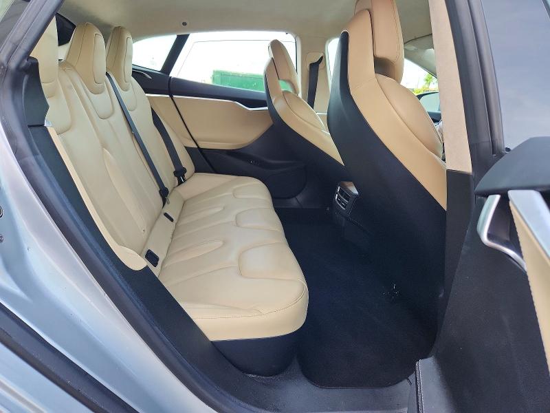 48833356 :رقم المزاد ، 5YJSA1E20HF183919 vin ، 2017 Tesla Model S مزاد بيع