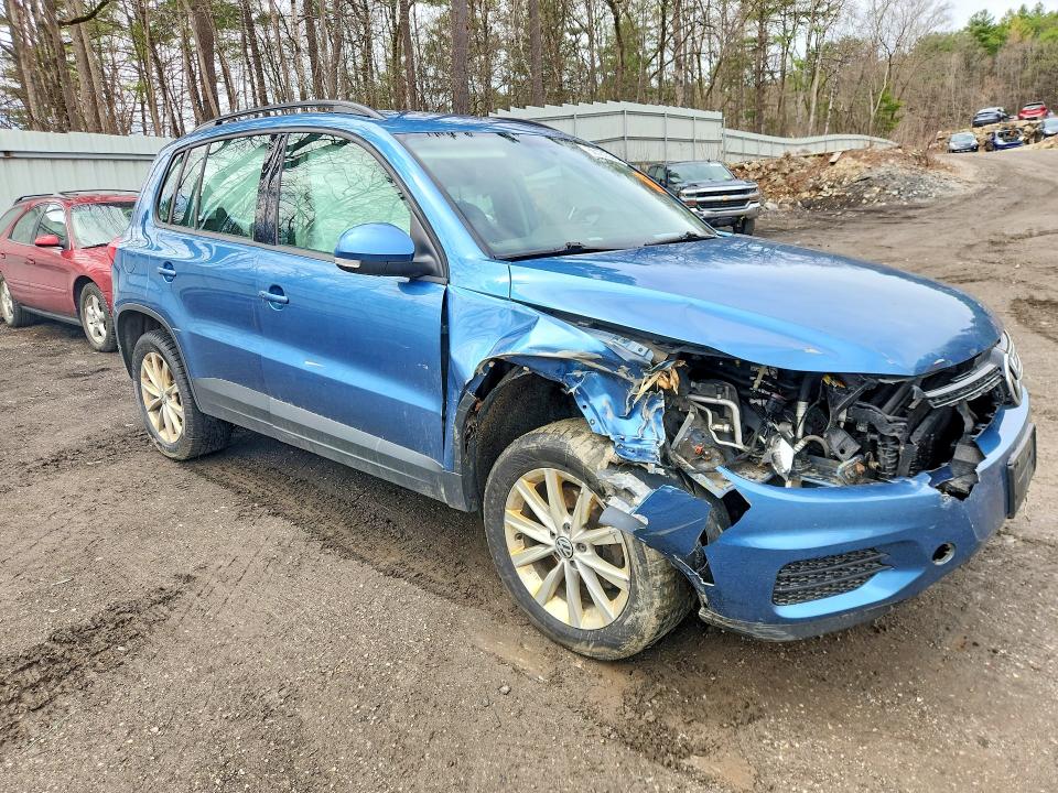 Продаж на аукціоні авто 2017 Volkswagen Tiguan, vin: WVGBV7AX1HK048357, номер лоту: 50121076