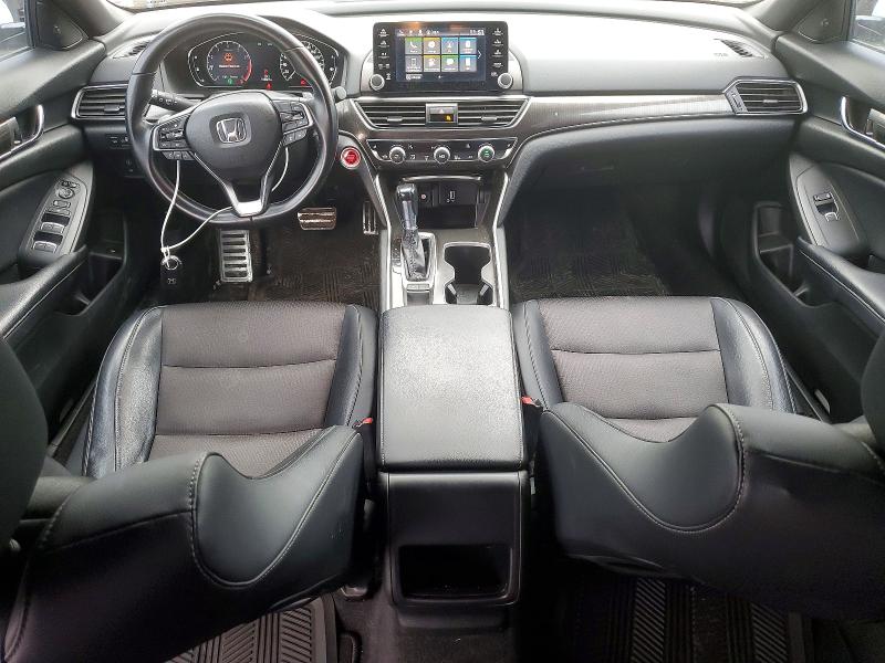 49215436 :رقم المزاد ، 1HGCV1F34JA801369 vin ، 2018 Honda Accord مزاد بيع