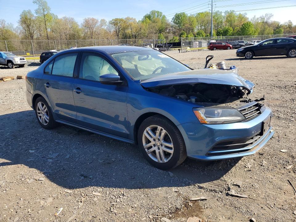 48765996 :رقم المزاد ، 3VW2B7AJ4JM247178 vin ، 2018 Volkswagen Jetta مزاد بيع