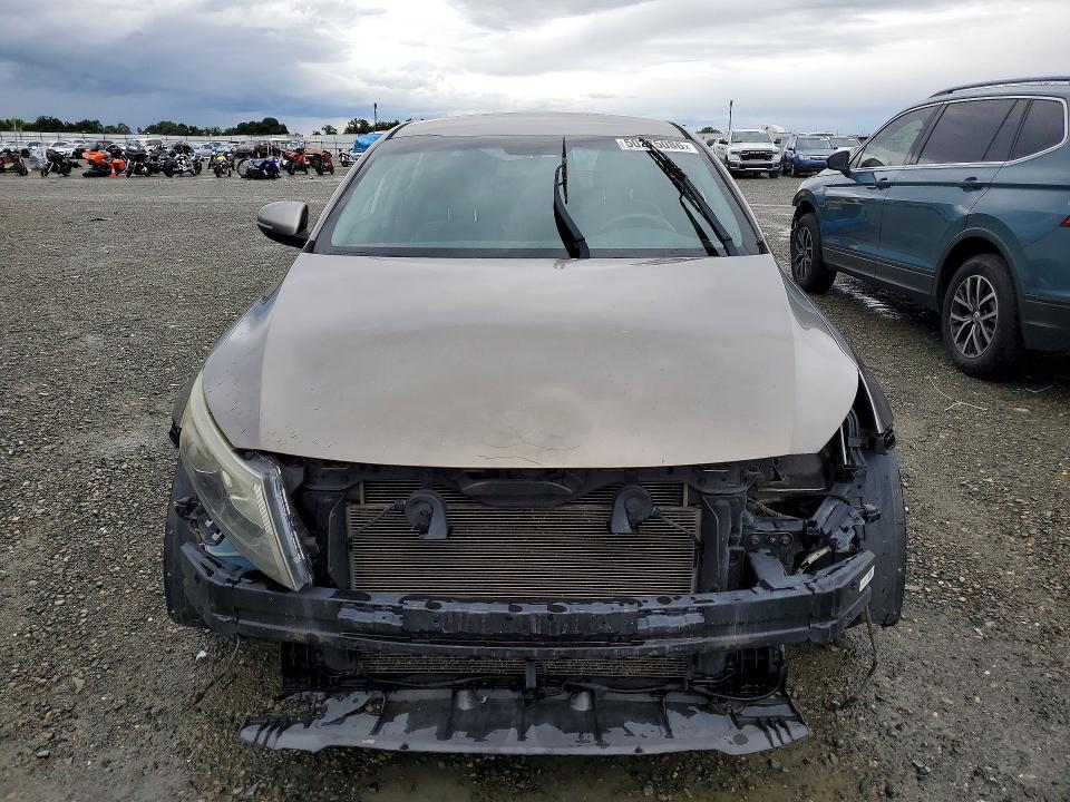 50275086 :رقم المزاد ، 5XXGM4A75FG504735 vin ، 2015 Kia Optima مزاد بيع