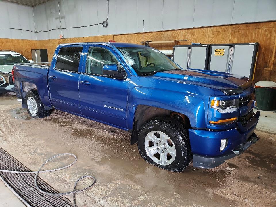 50907156 :رقم المزاد ، 3GCUKREC3JG418763 vin ، 2018 Chevrolet Silverado مزاد بيع