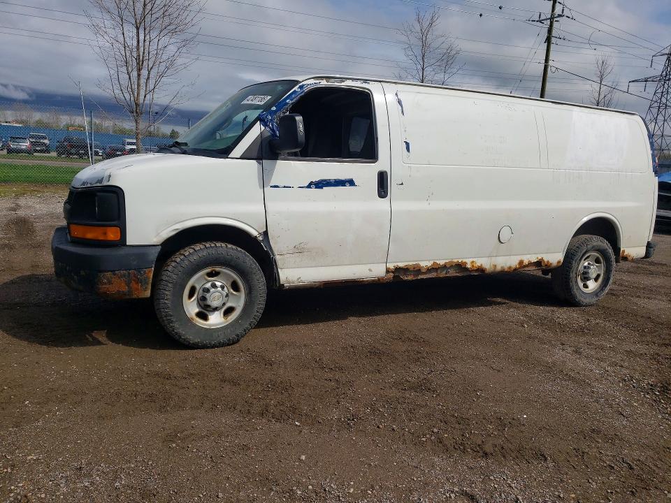 47481186 :رقم المزاد ، 1GCZGGBA5A1128151 vin ، 2010 Chev Express G2500 مزاد بيع