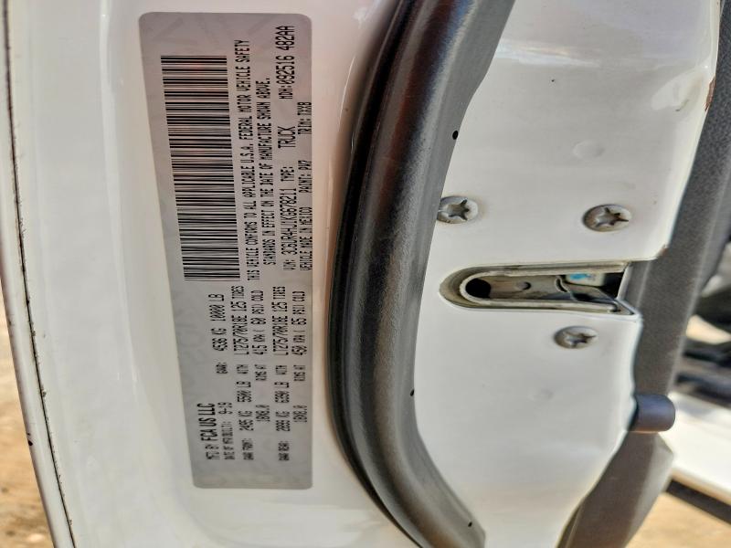 49121236 :رقم المزاد ، 3C6UR4HJ1KG678211 vin ، 2019 Ram 2500 مزاد بيع
