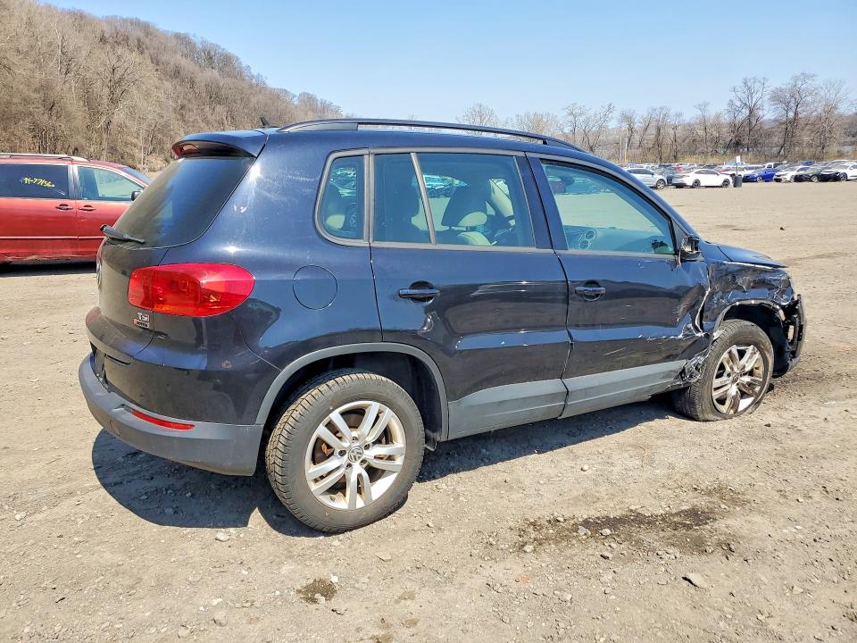 2016 Volkswagen Tiguan მანქანა იყიდება აუქციონზე, vin: WVGBV7AX8GW594208, აუქციონის ნომერი: 49404426
