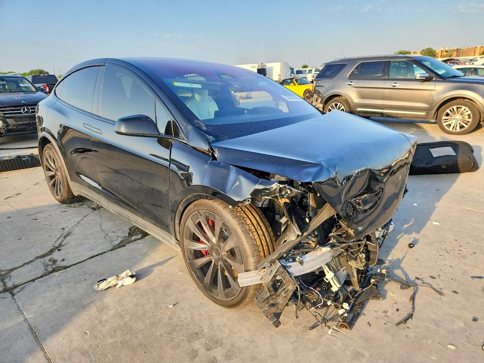 2024 Tesla Model X მანქანა იყიდება აუქციონზე, vin: 7SAXCBE62RF440396, აუქციონის ნომერი: 50232696