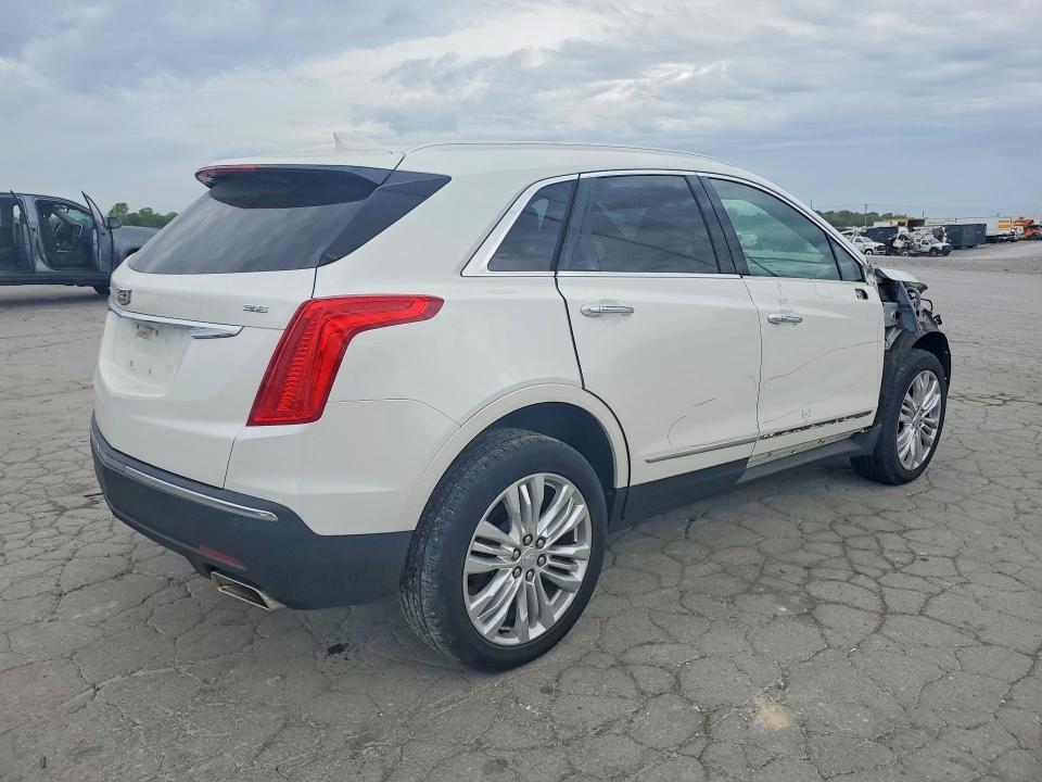 49426316 :رقم المزاد ، 1GYKNFRS3JZ186657 vin ، 2018 Cadillac Xt5 مزاد بيع