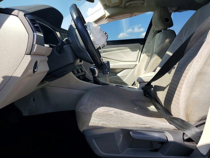 48594816 :رقم المزاد ، 3VWCM7BU5NM005500 vin ، 2022 Volkswagen Jetta مزاد بيع