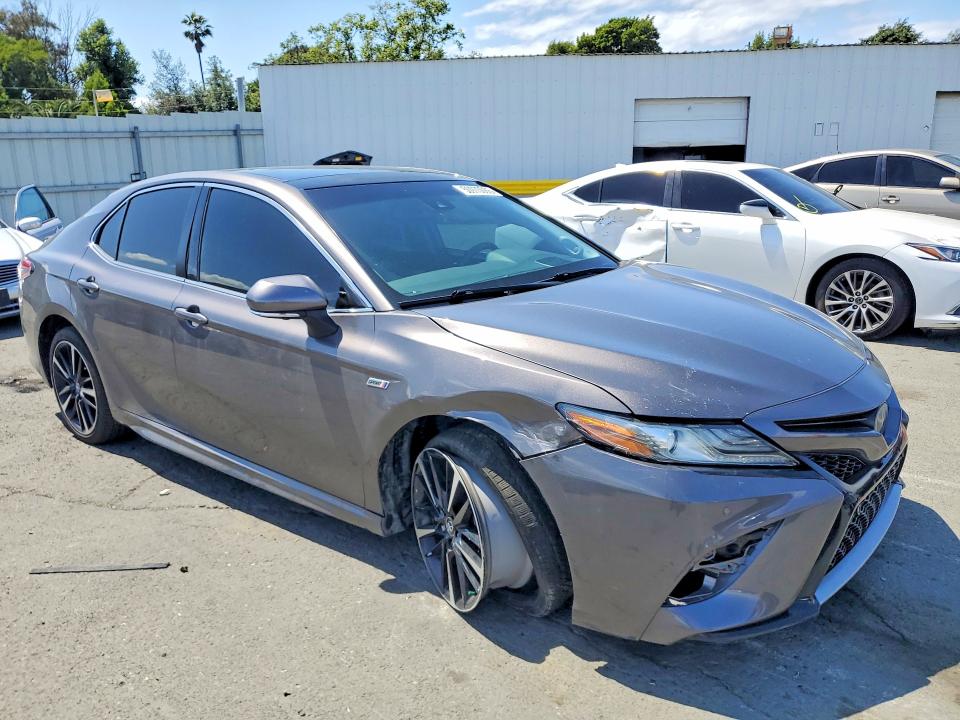 2018 Toyota Camry მანქანა იყიდება აუქციონზე, vin: 4T1BZ1HK7JU007429, აუქციონის ნომერი: 50970066