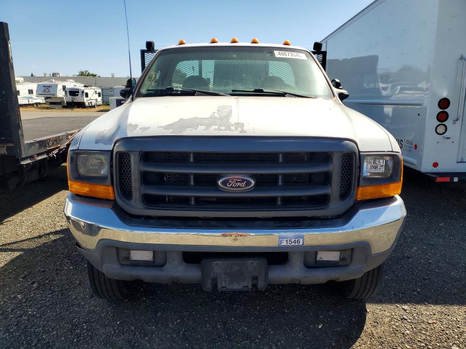 48873946 :رقم المزاد ، 3FDXF46S3XMA32540 vin ، 1999 Ford F450 Supe مزاد بيع