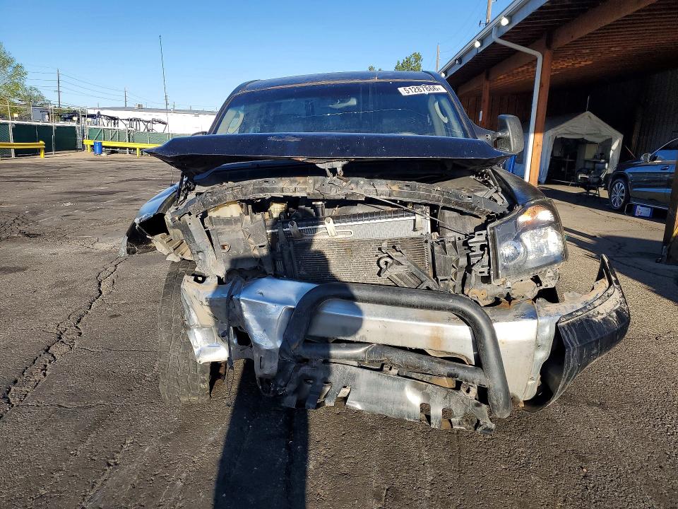 2005 Nissan Titan მანქანა იყიდება აუქციონზე, vin: 1N6BA07B65N533412, აუქციონის ნომერი: 51287866