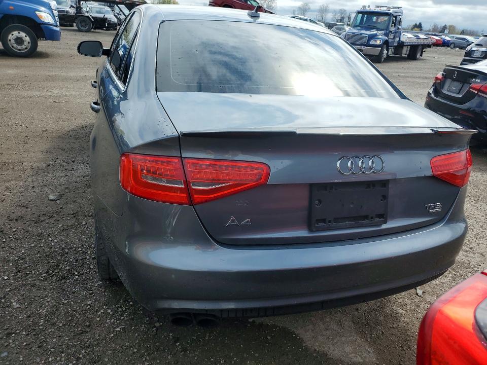51033776 :رقم المزاد ، WAUBFCFL4EN028174 vin ، 2014 Audi A4 مزاد بيع