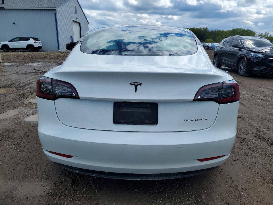 Продаж на аукціоні авто 2022 Tesla Model 3, vin: 5YJ3E1EB9NF110908, номер лоту: 51706626