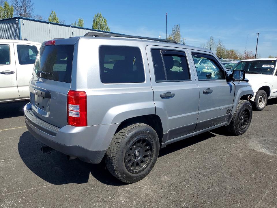 49273406 :رقم المزاد ، 1C4NJPBA0HD117972 vin ، 2017 Jeep Patriot مزاد بيع