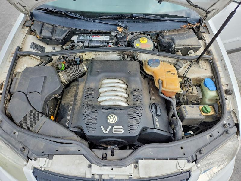 50125556 :رقم المزاد ، WVWPD63B0XE491640 vin ، 1999 Volkswagen Passat مزاد بيع