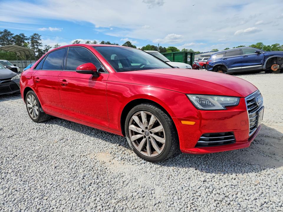 49313906 :رقم المزاد ، WAUGMAF4XHN038107 vin ، 2017 Audi A4 مزاد بيع