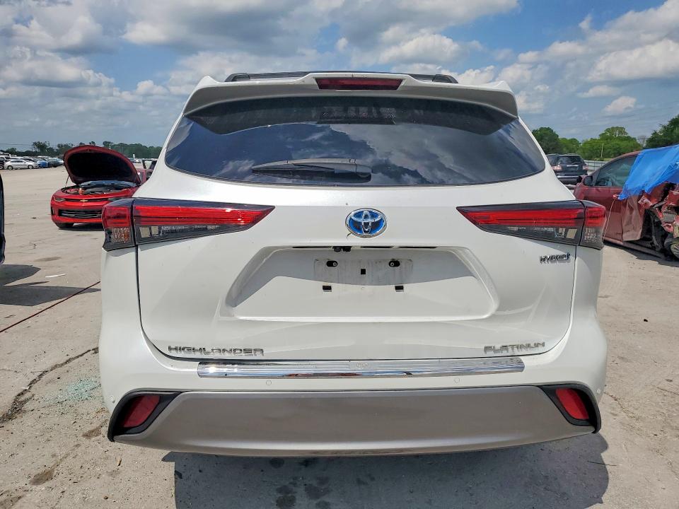 Продаж на аукціоні авто 2022 Toyota Highlander, vin: 5TDEBRCH8NS082599, номер лоту: 50277406