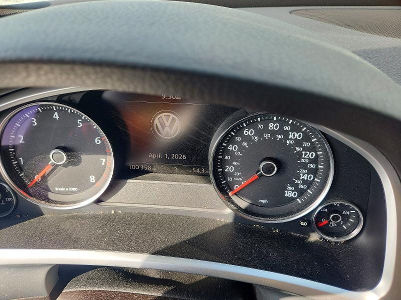 48259636 :رقم المزاد ، WVGGF7BP7HD004689 vin ، 2017 Volkswagen Touareg مزاد بيع